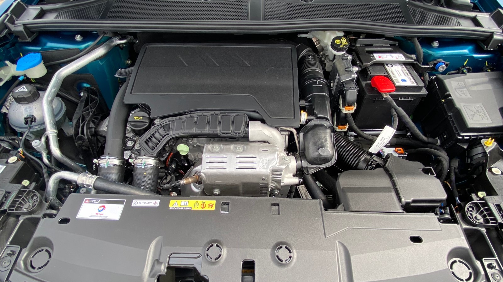 1acaba62 ef4a 4b27 b041 0ba218aa9520 peugeot+408+motor+gasolina.jpg?auto=format&cs=tinysrgb&fit=clip&ixlib=rb 1.1