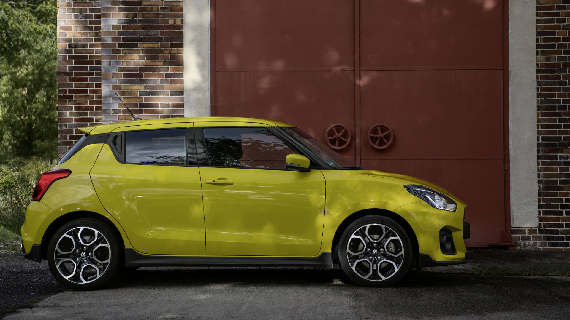 Suzuki Swift Sport Test 2024 | Konfigurator & Preise | Carwow.de