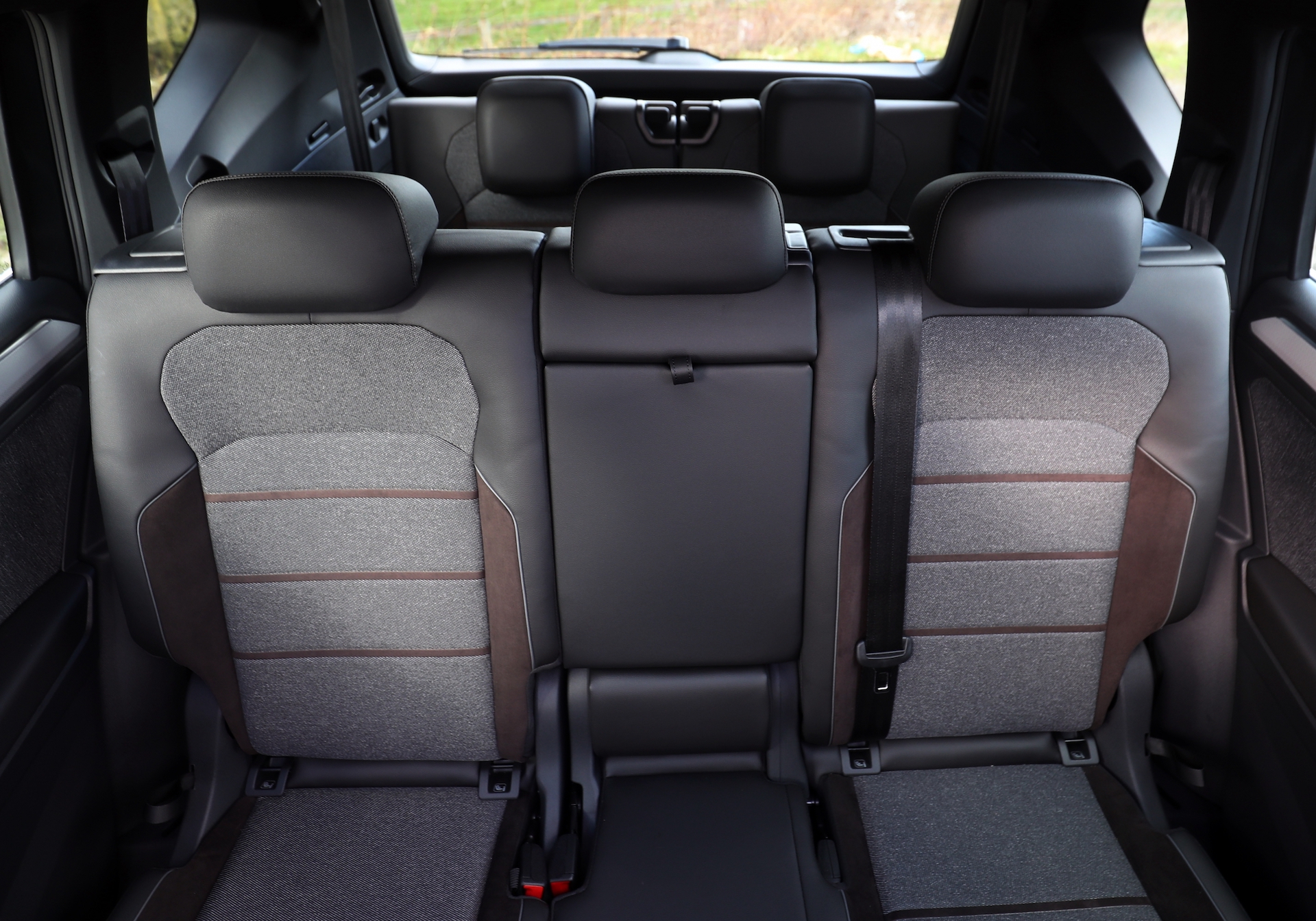 cars with three separate rear seats