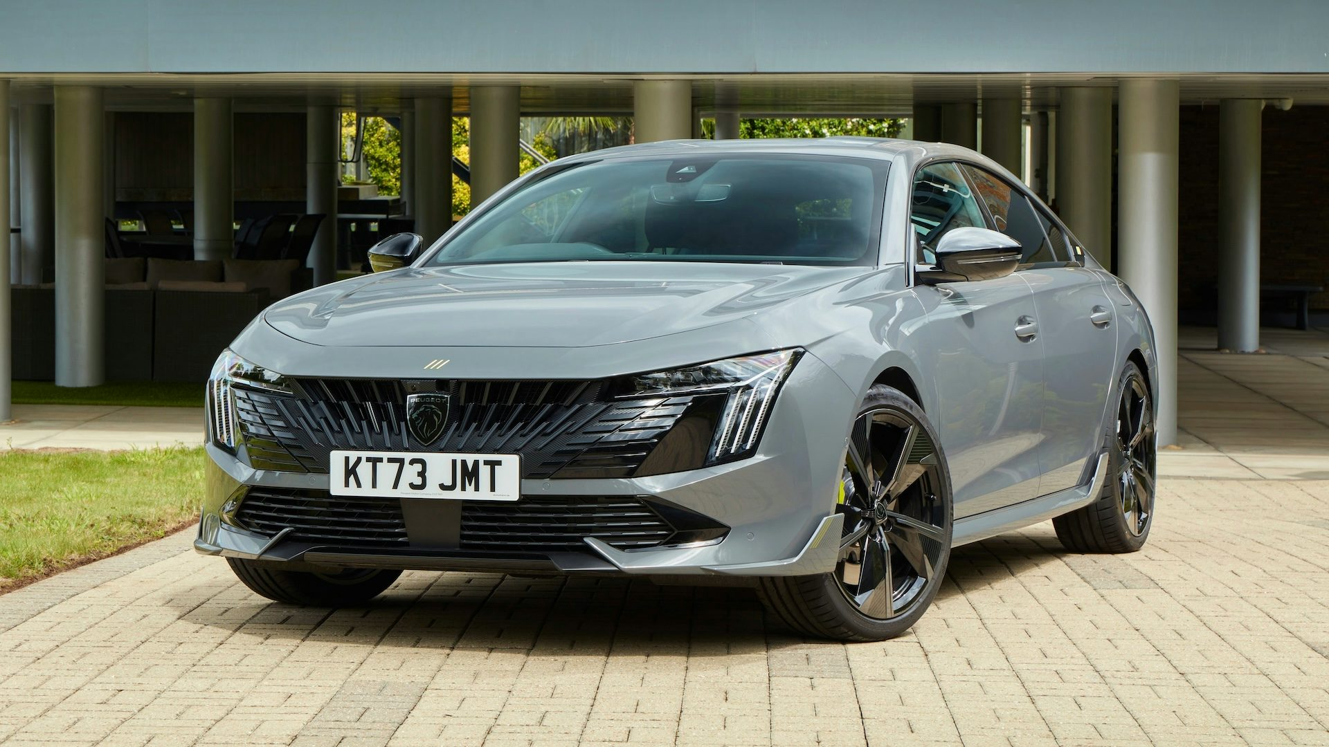 2023 Peugeot 508 PSE Front 3/4 Static