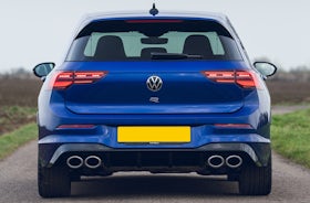 VW Golf R Review 2025 | Price, Interior & Performance | Carwow