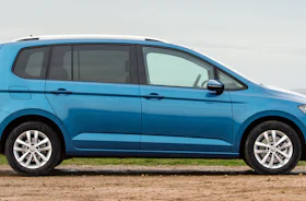 Volkswagen Touran Review 2024 | Performance & Pricing | Carwow