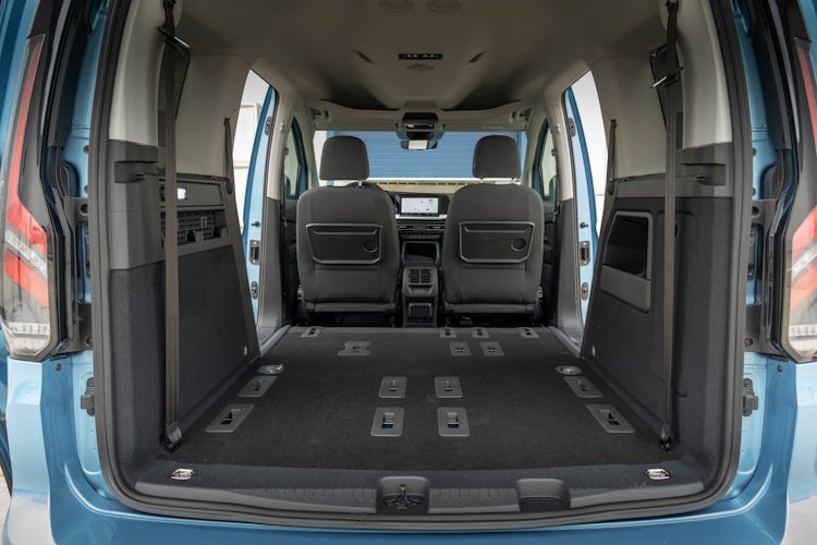 Neuer Ford Tourneo Custom: Neun Sitze, mehr Komfort, viele  Hightech-Funktionen und