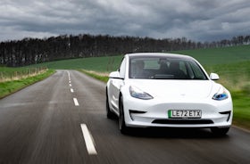 Tesla Model 3 Review 2023 | Price, Interior & Range | carwow