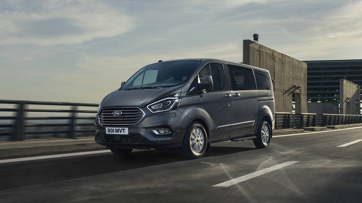New Ford Ford Tourneo Custom Plug In Hybrid Transit Van Ford