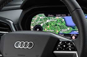 Audi Q4 Spotback e-tron 2023 volante e instrumentación