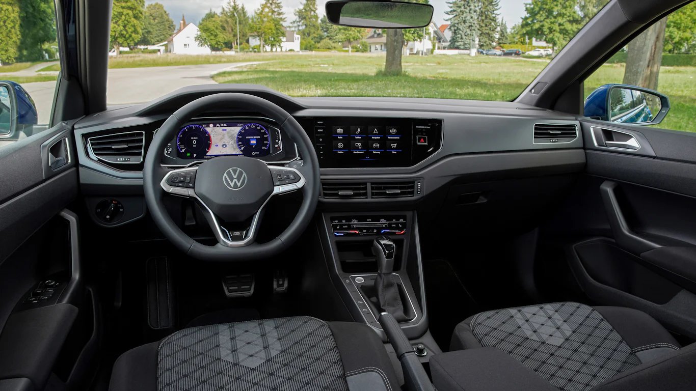 Volkswagen Polo Interior Y Maletero Carwow volkswagen-polo-interior-y-maletero-carwow