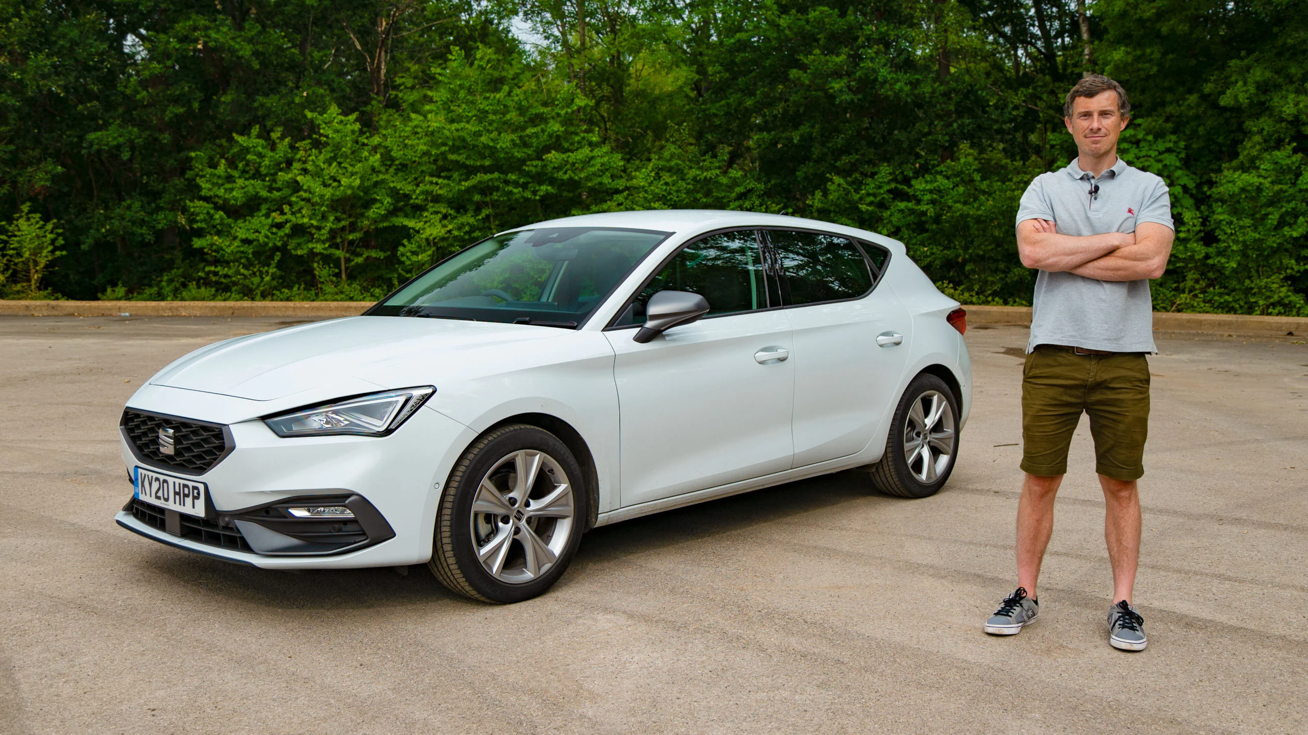 SEAT Leon Review 2026 | Boot Space, Interior & Price | Carwow