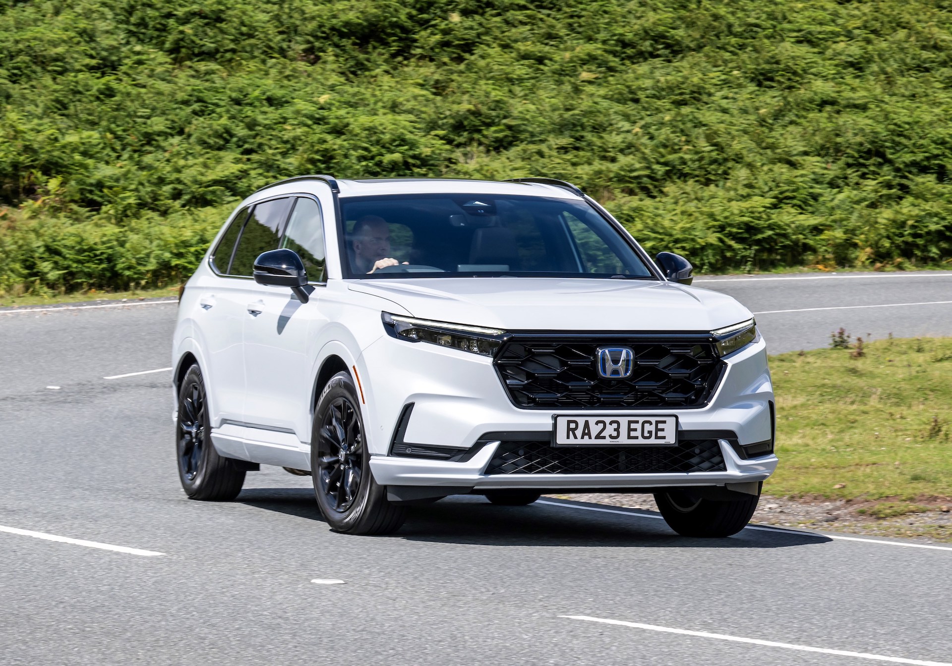 Honda CR-V Review 2025 Price, Boot Size Problems Carwow