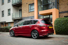 Ford S-Max Review 2026 | Performance & Pricing | Carwow