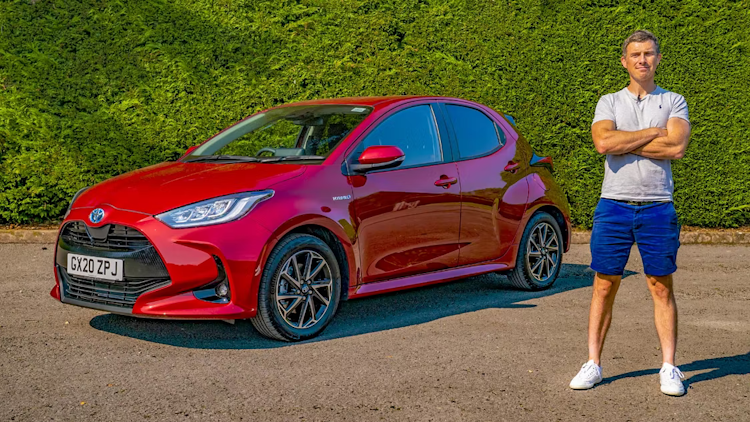 Toyota yaris plug in hybrid 2021 deals
