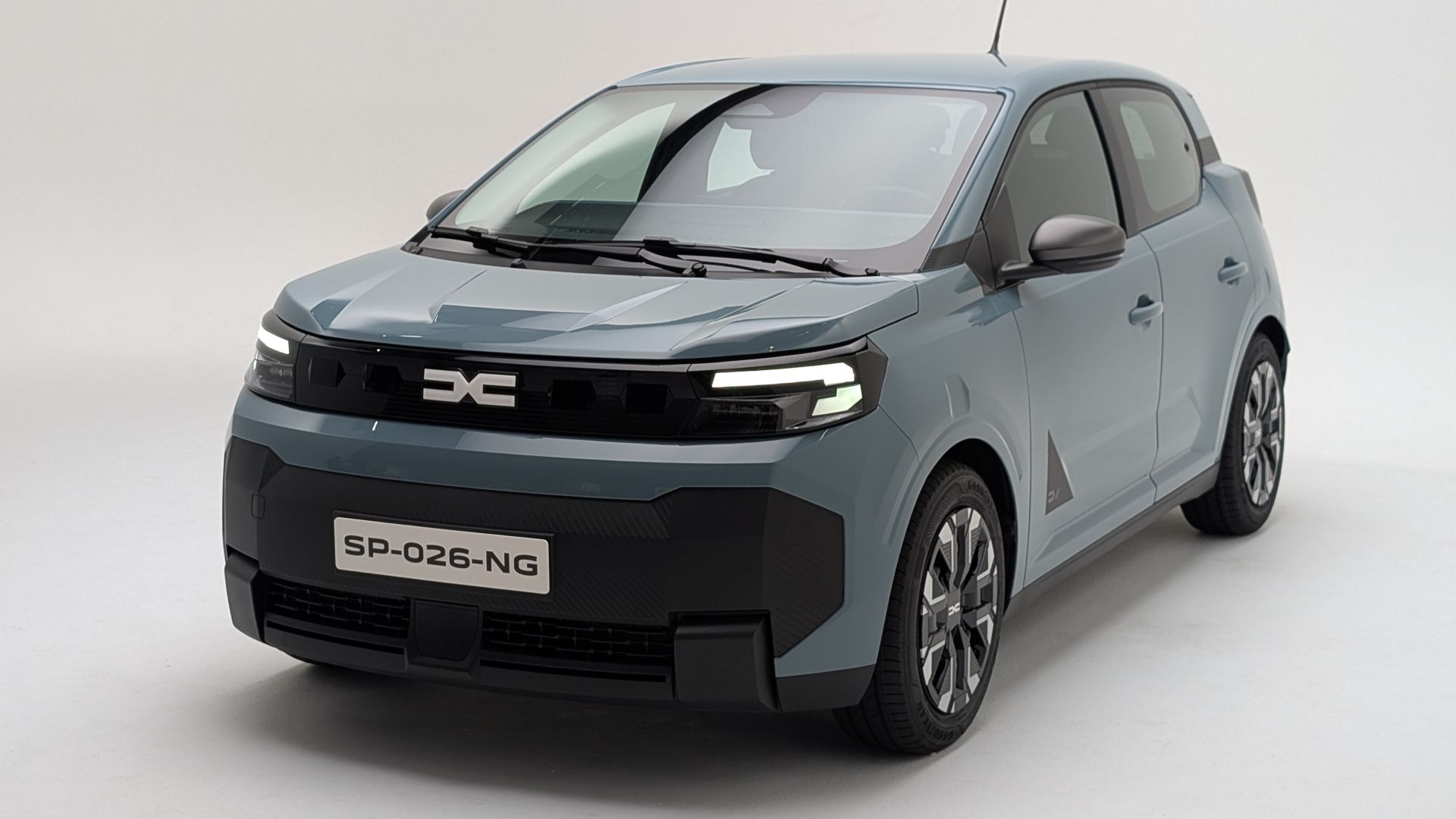 Dacia Spring Exterieur vorne seitlich stehend