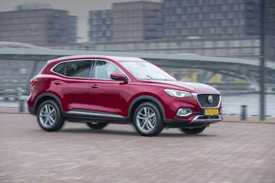 MG EHS PHEV