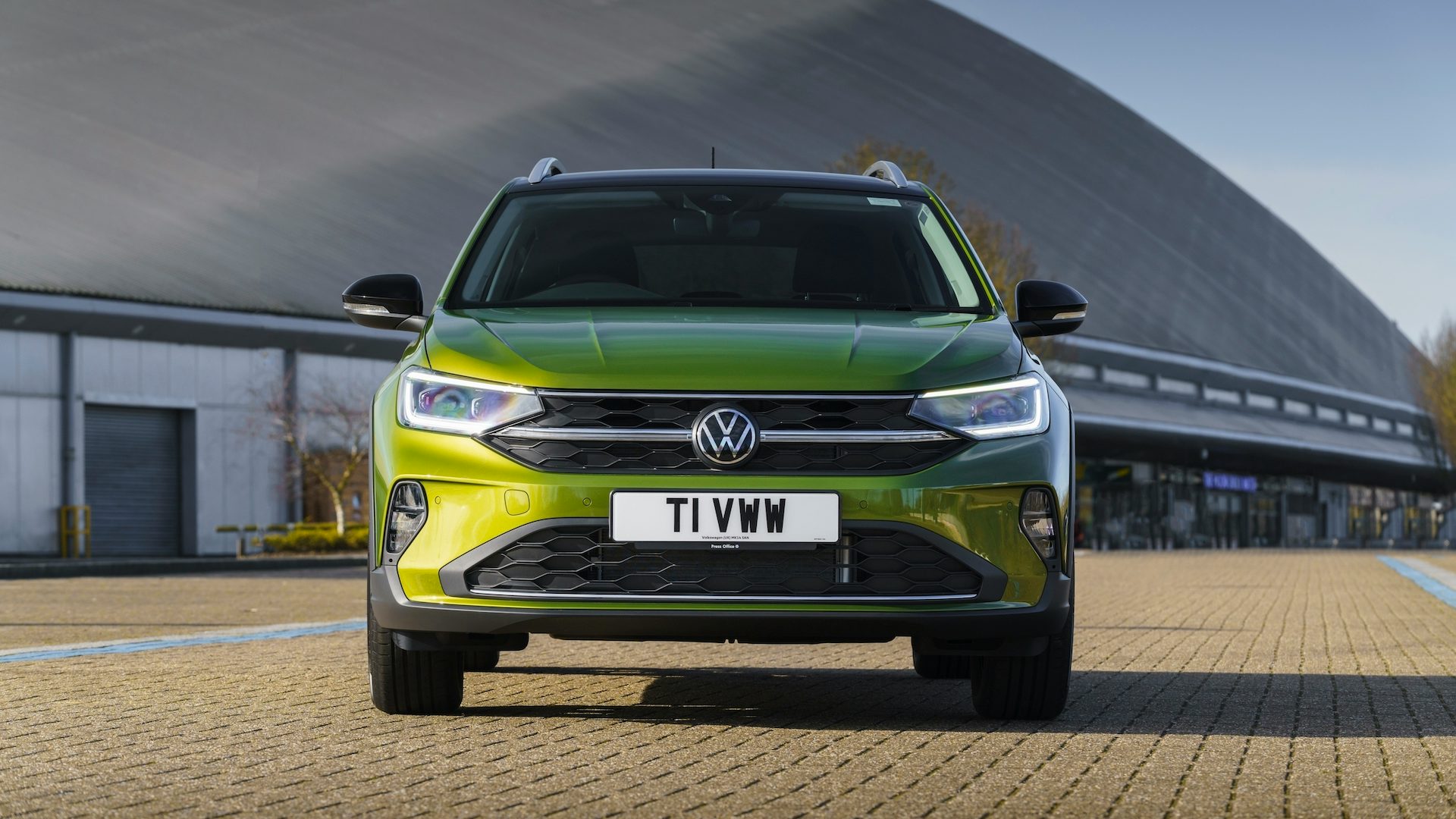 2022 Volkswagen Taigo front static