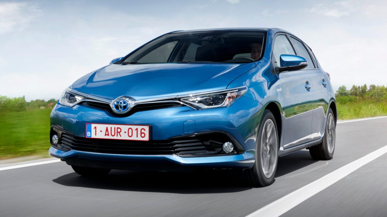 Prueba Toyota Auris 2024, Precio y Opinión
