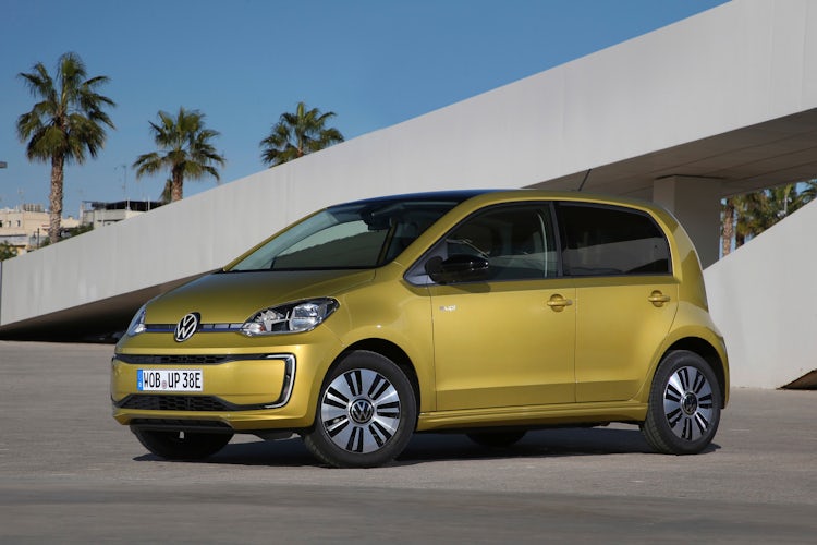 Volkswagen bietet Lade-Station und passenden Stromtarif zum e-Up