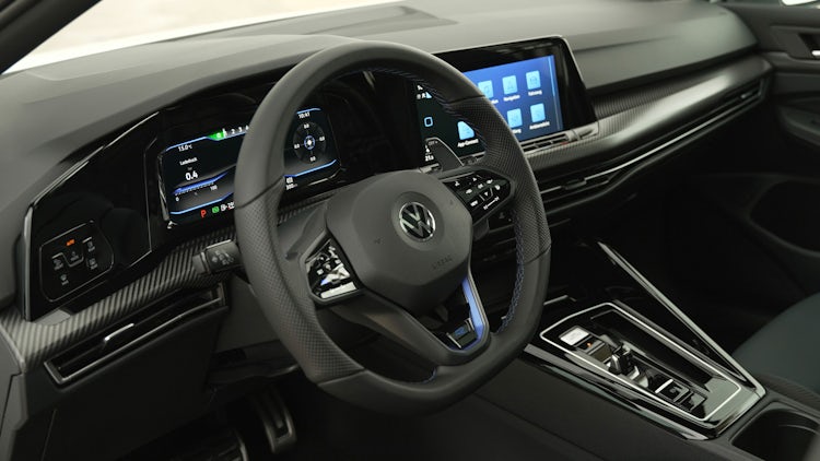 Prueba Volkswagen Golf R 2024, Precio y Opinión