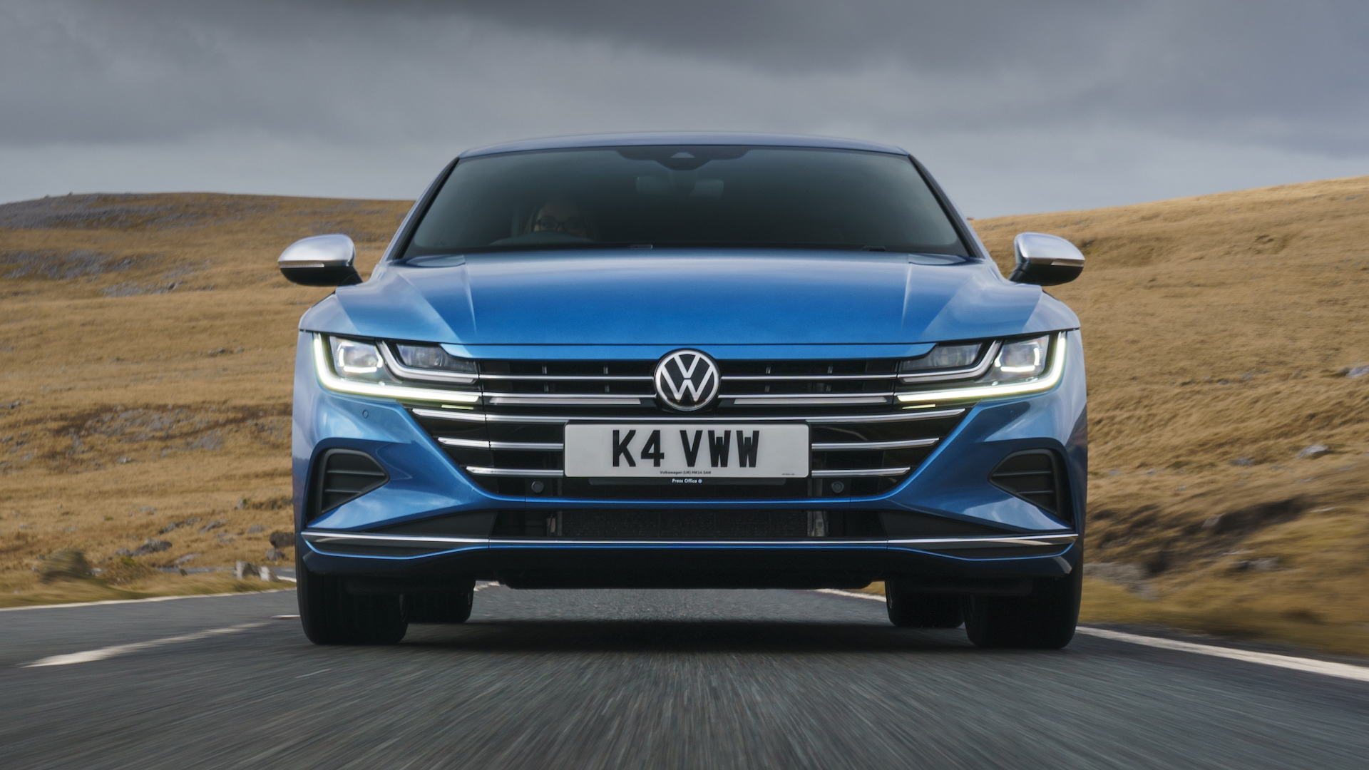 Volkswagen Arteon Shooting Brake Review 2024 | Performance & Pricing ...