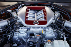 Nissan GT-R Review 2026 | Price, Engines & Performance | Carwow