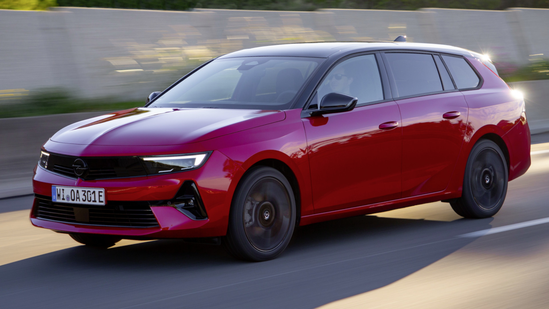 Opel Astra Electric Sports Tourer: Technische Daten, Maße, Innenraum