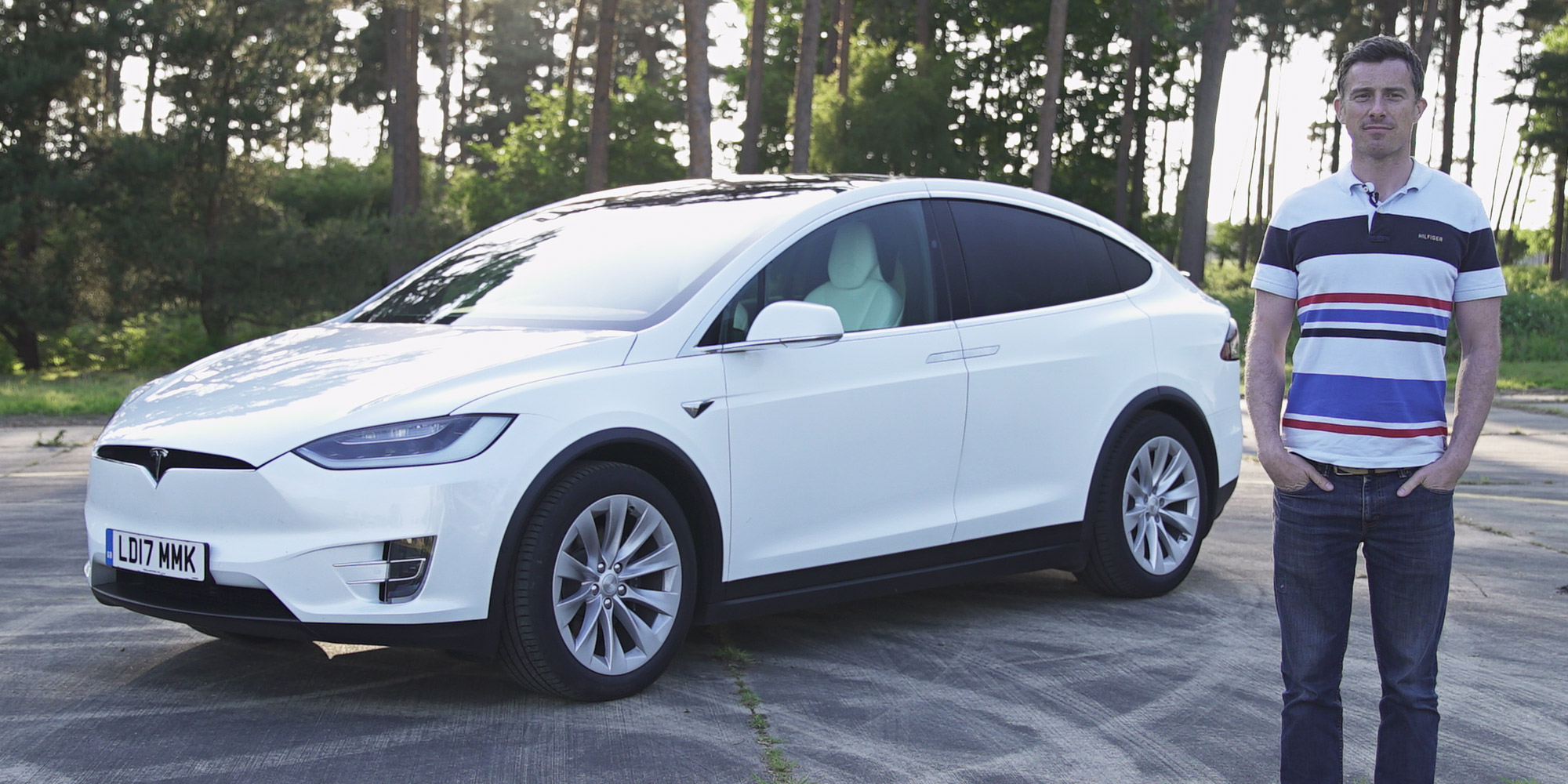 Tesla Model X Review 2023 | Range, Interior & Price | Carwow