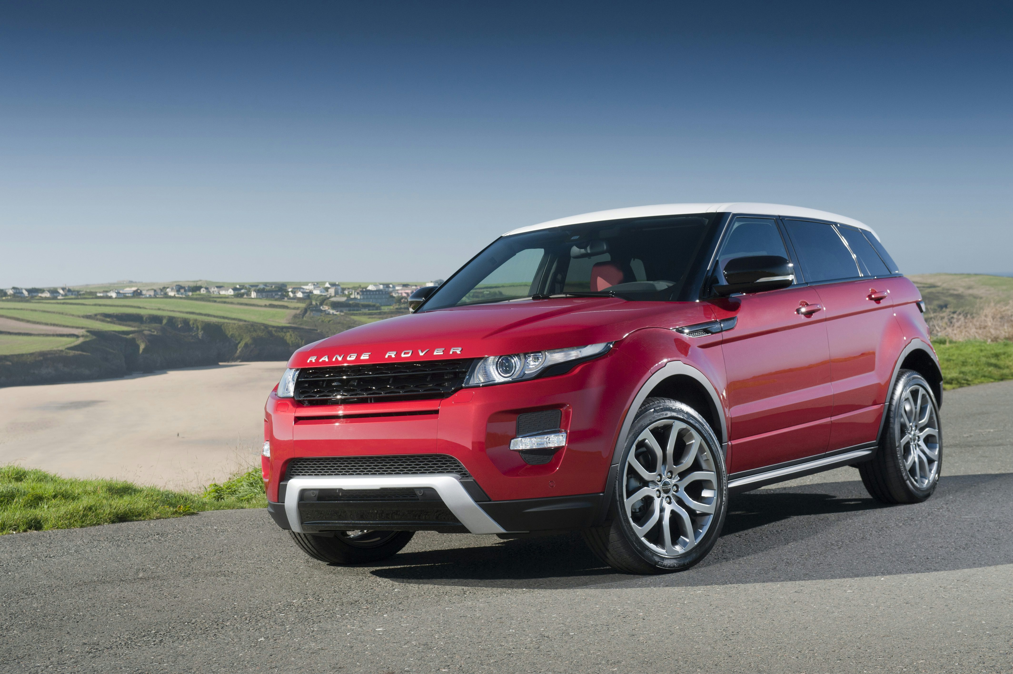 2015-2018) Range Rover Evoque Review Performance Pricing Carwow