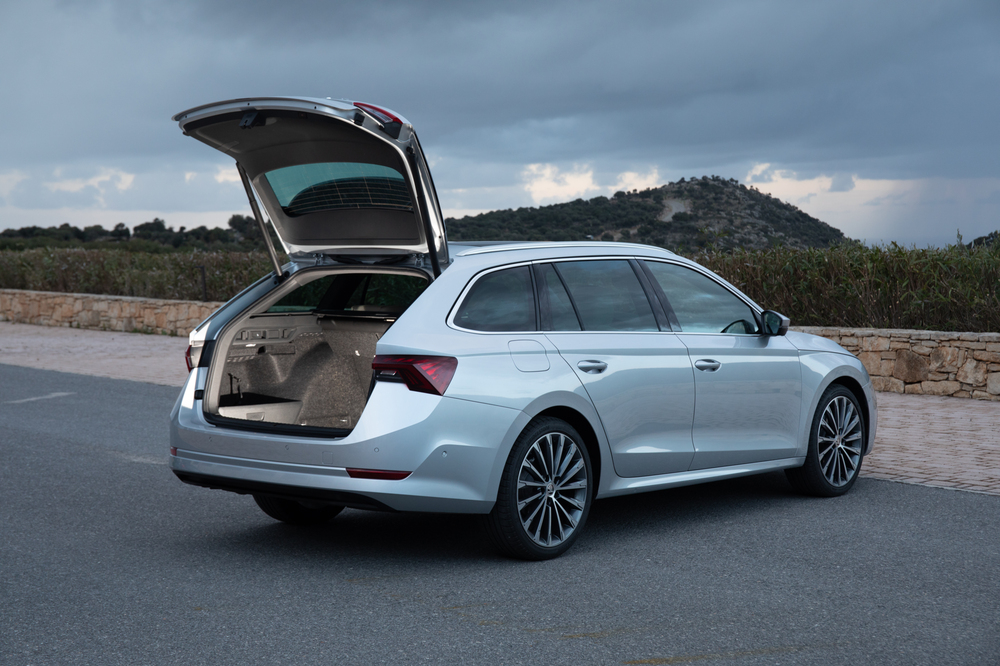 Skoda Octavia Combi Test 2024 | Konfigurator & Preise | carwow.de