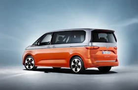 Multivan Seitlich Volkswagen Multivan Test 2024 | Konfigurator & Preise | carwow.de