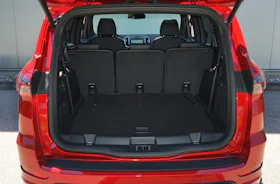 Ford S-Max Review 2024 | Performance & Pricing | Carwow