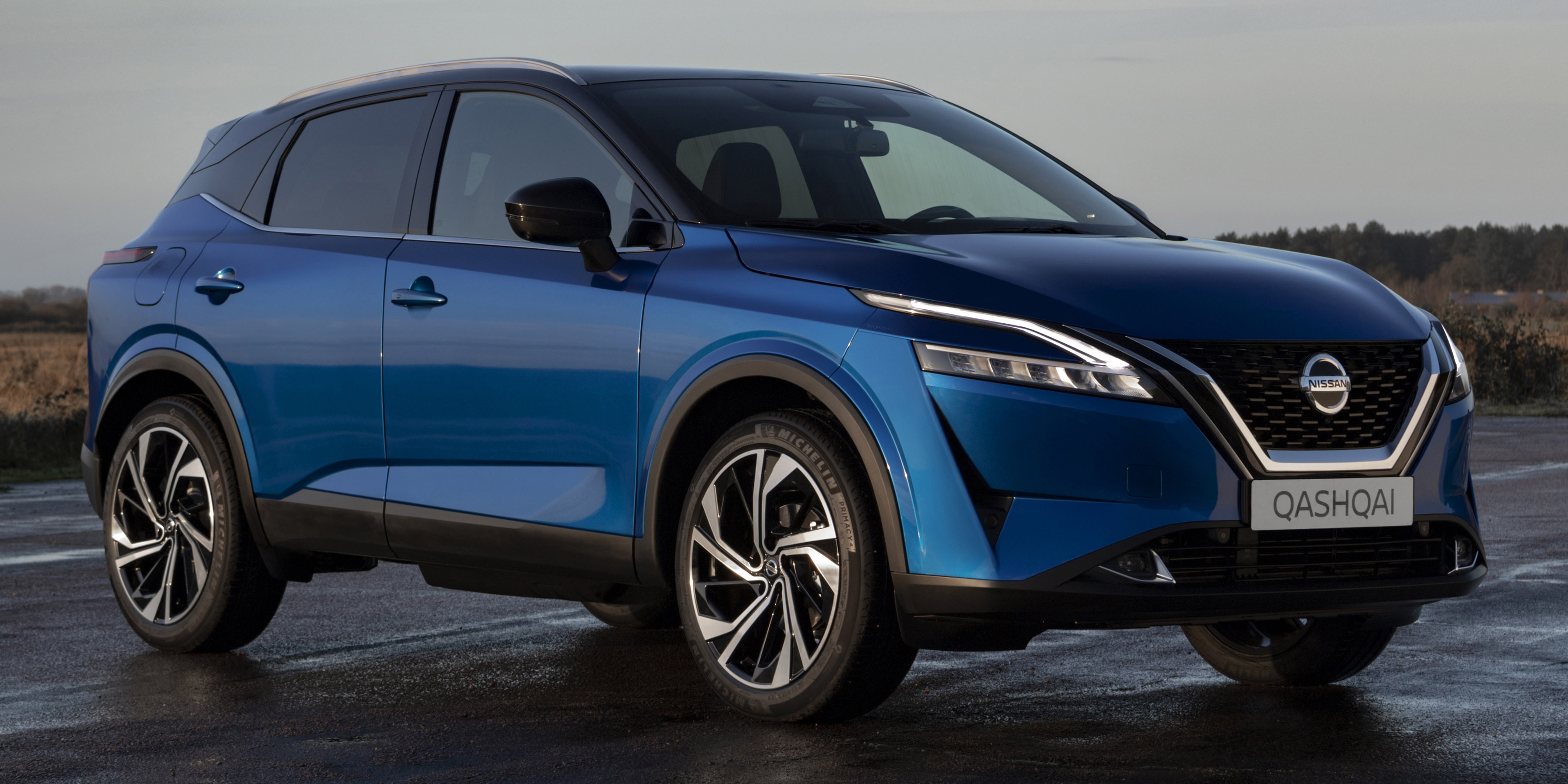 Nissan Qashqai Review 2024 | Price, Interior, MPG & Reliability | Carwow