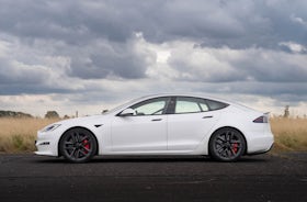 Tesla Model S Review 2024 | Performance & Pricing | Carwow