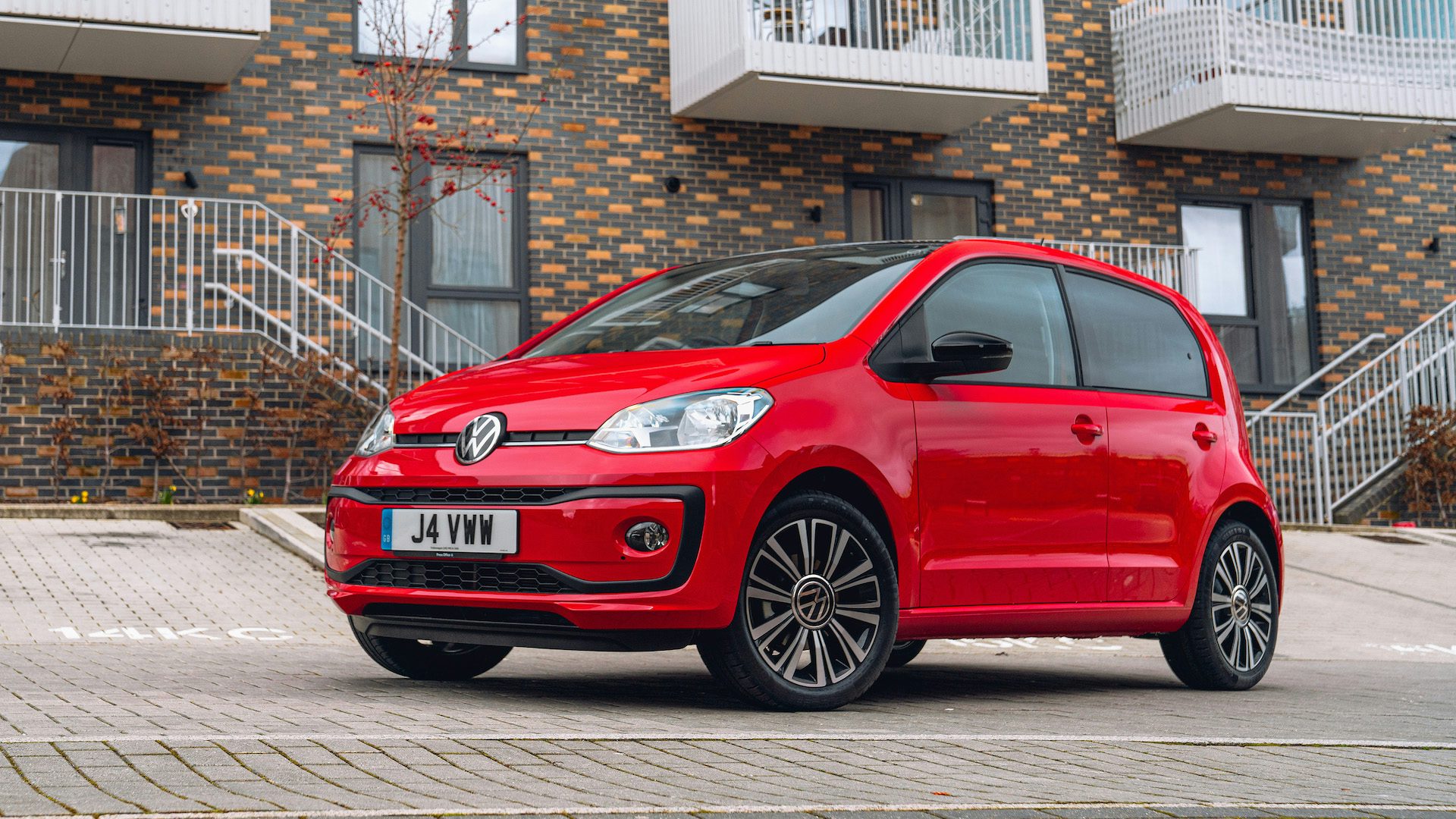 20202 Volkswagen Up front quarter static