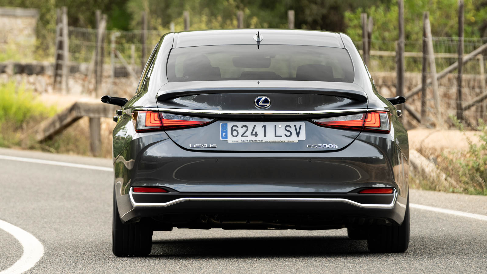 Prueba Lexus ES 2024 | Precio Y Opinión | Carwow