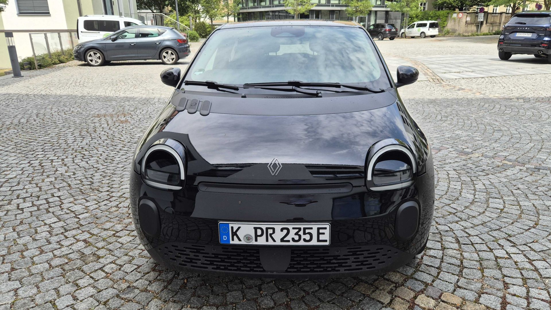 Renault Twingo E-Tech Exterieur Front stehend