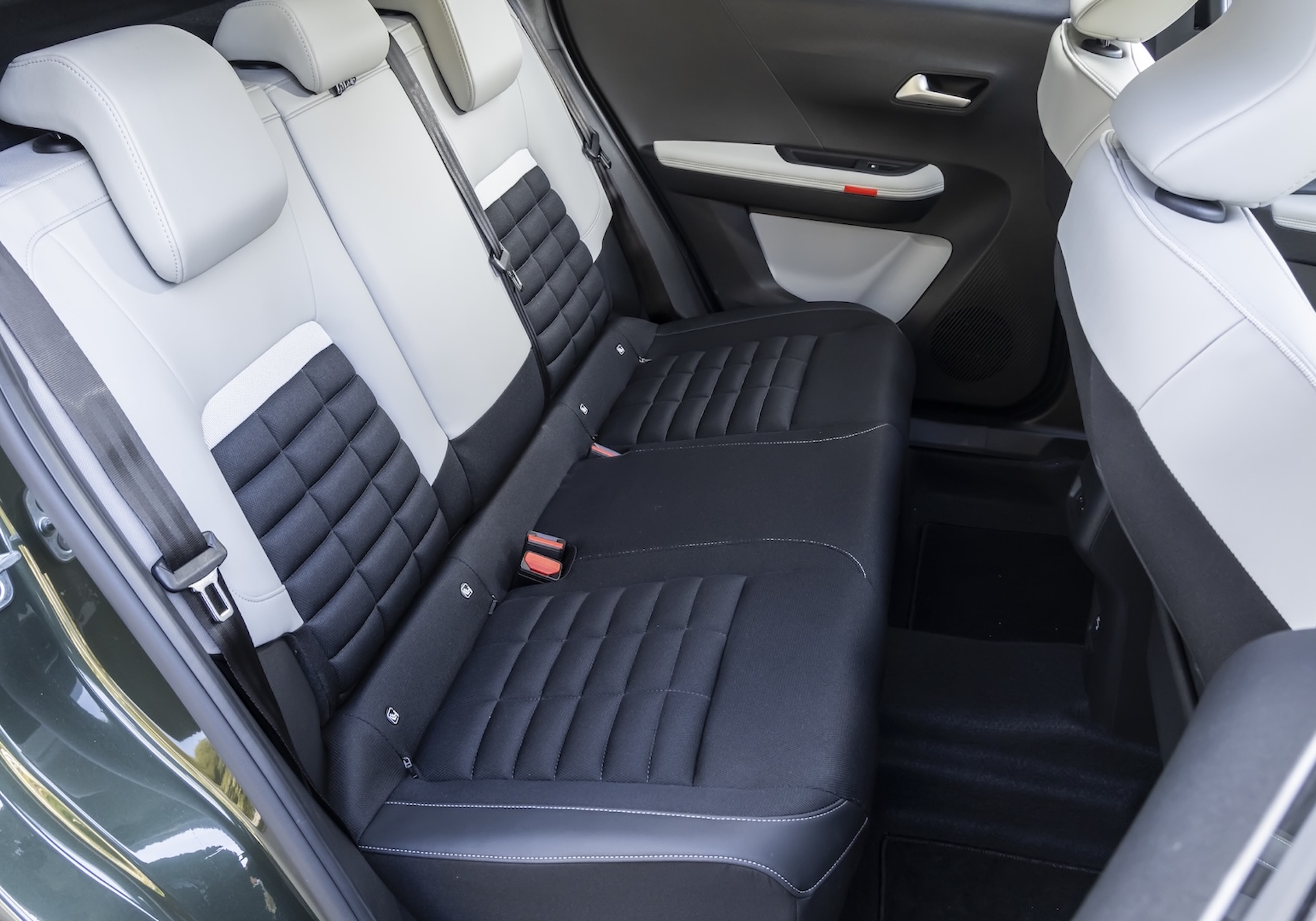 Citroen e-C3 Aircross Review 2025 Performance Pricing Carwow