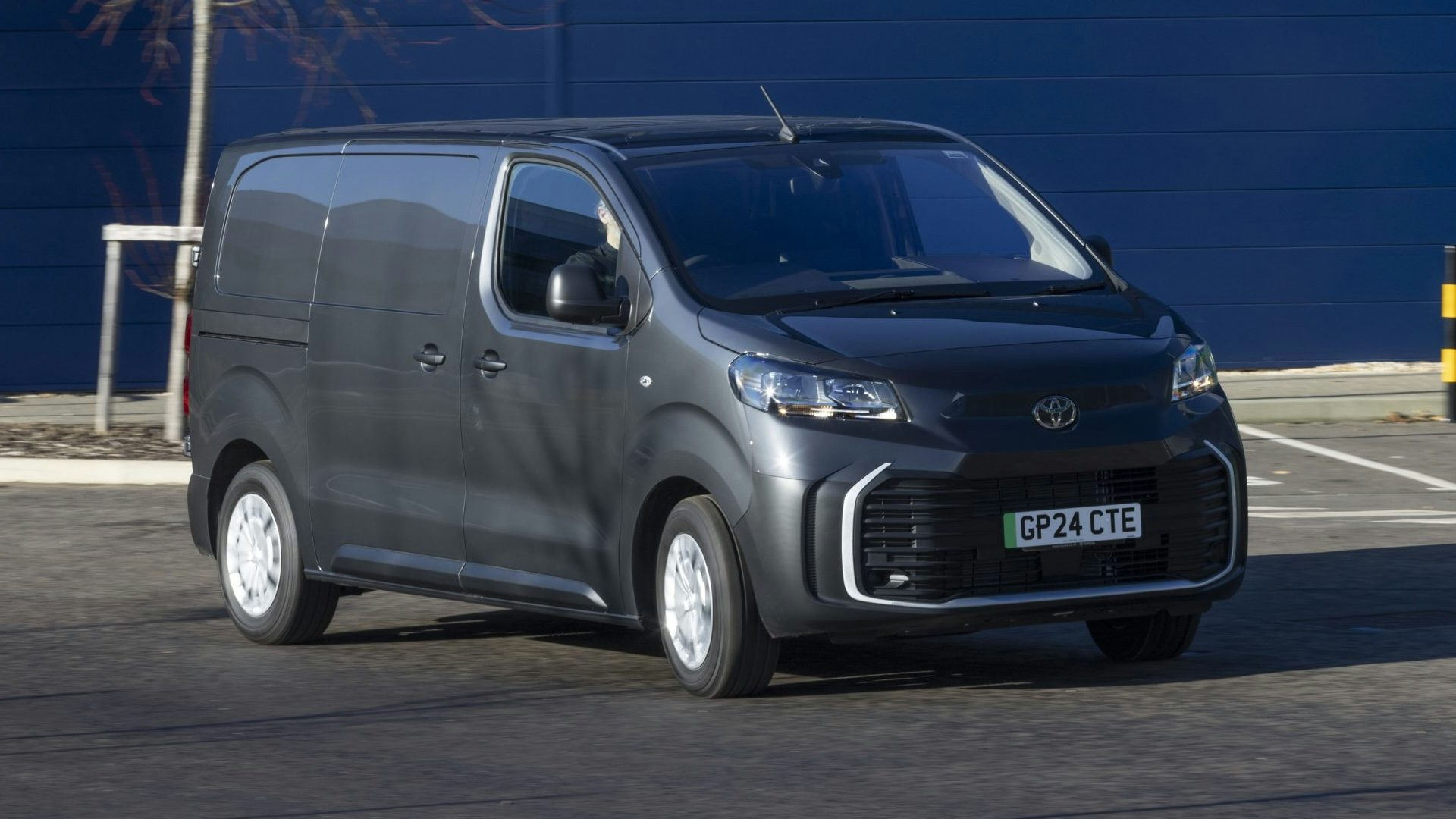 Proace Verso Vans Ace Pro Toyota Proace Review 2025