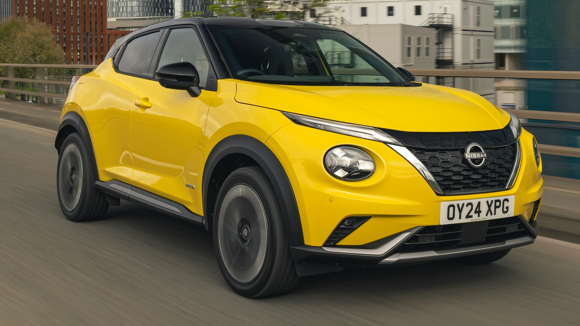 Nissan Juke - 2024, yellow, RHD, front three quarter dynamic
