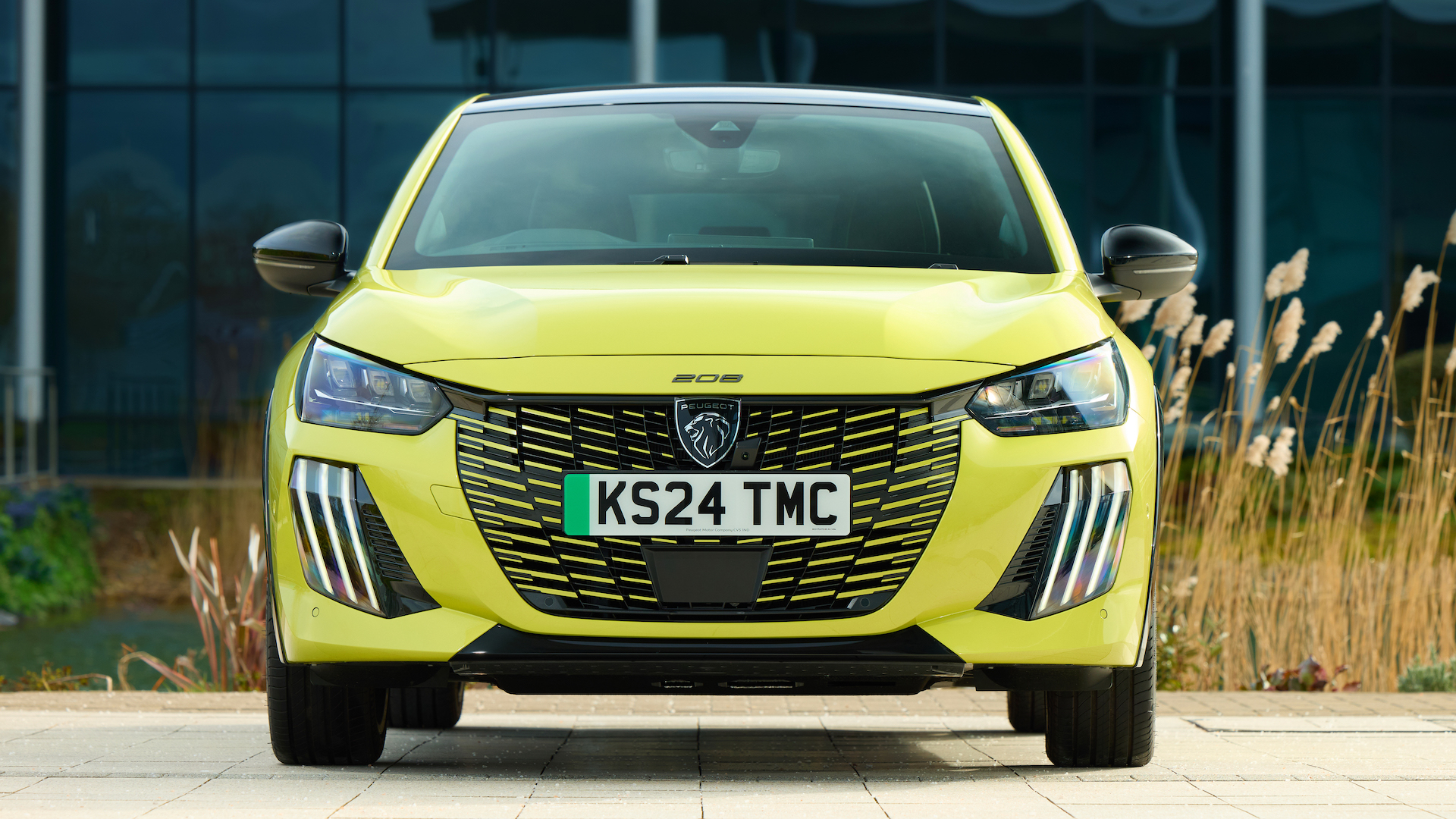 Peugeot e 208 Review 2025 Price Range Interior Carwow