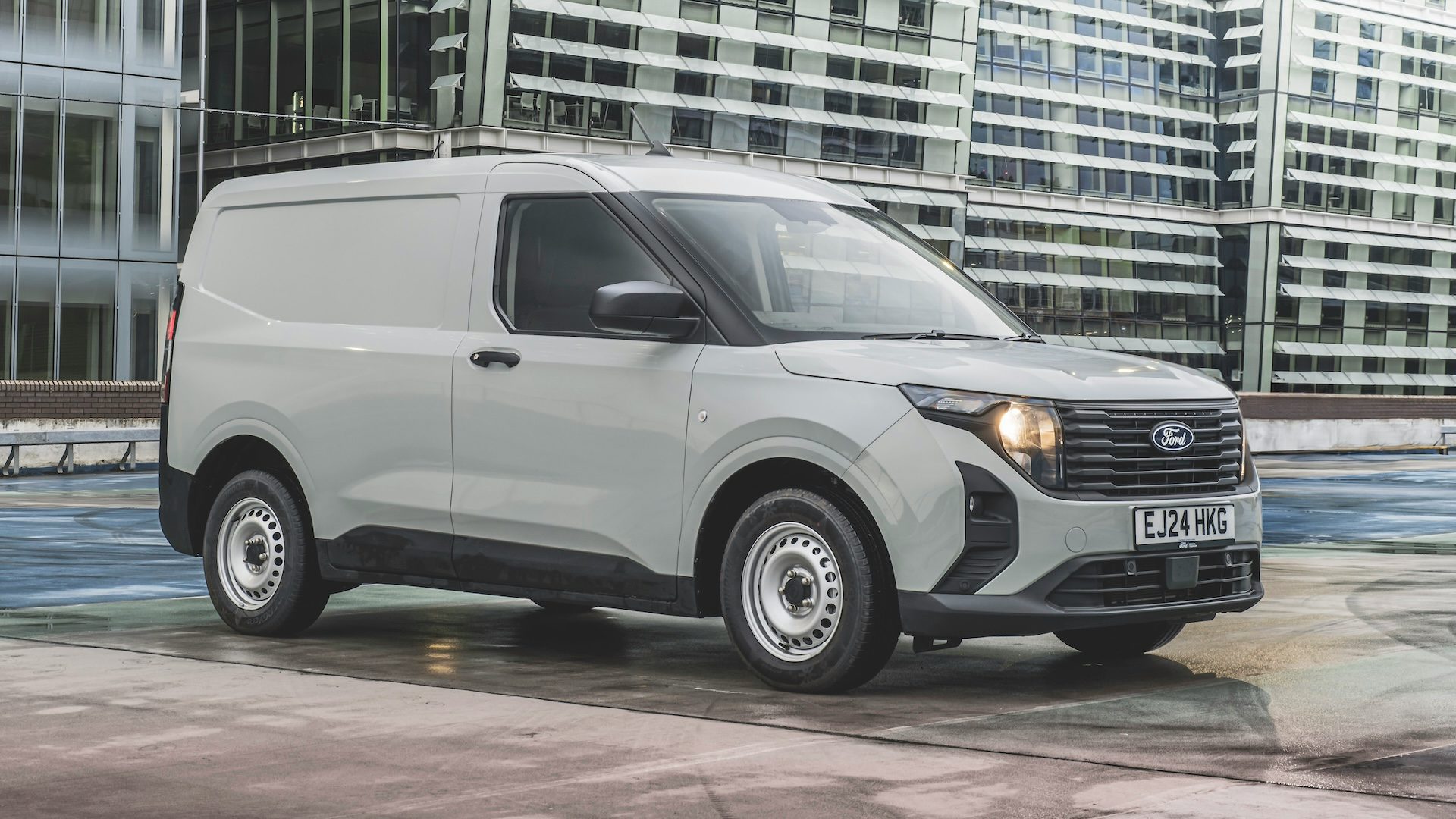 Ford Transit Courier Review 2025 Performance Pricing Carwow
