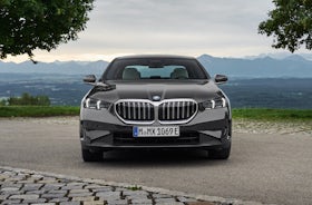 2023 BMW 5 Series front static