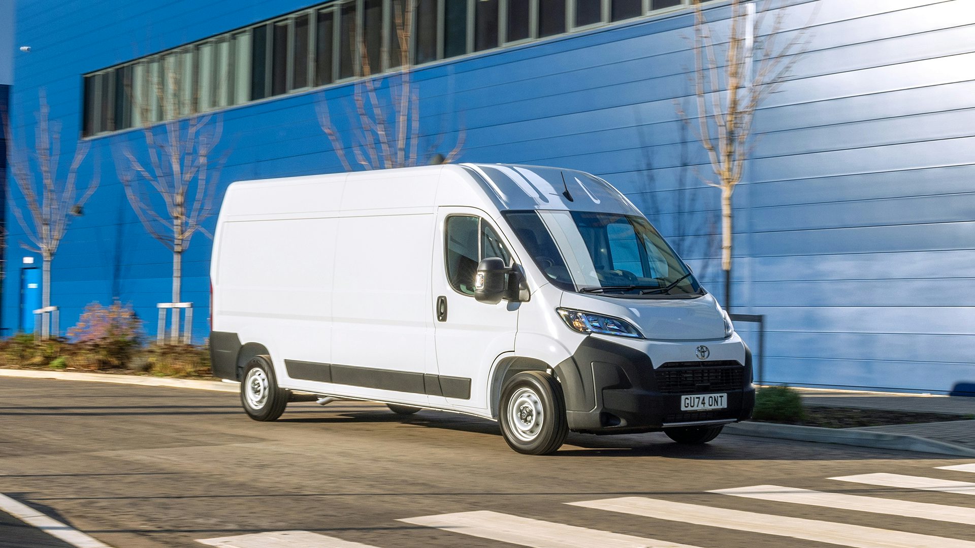 Toyota Proace Max Review 2025 Performance Pricing Carwow