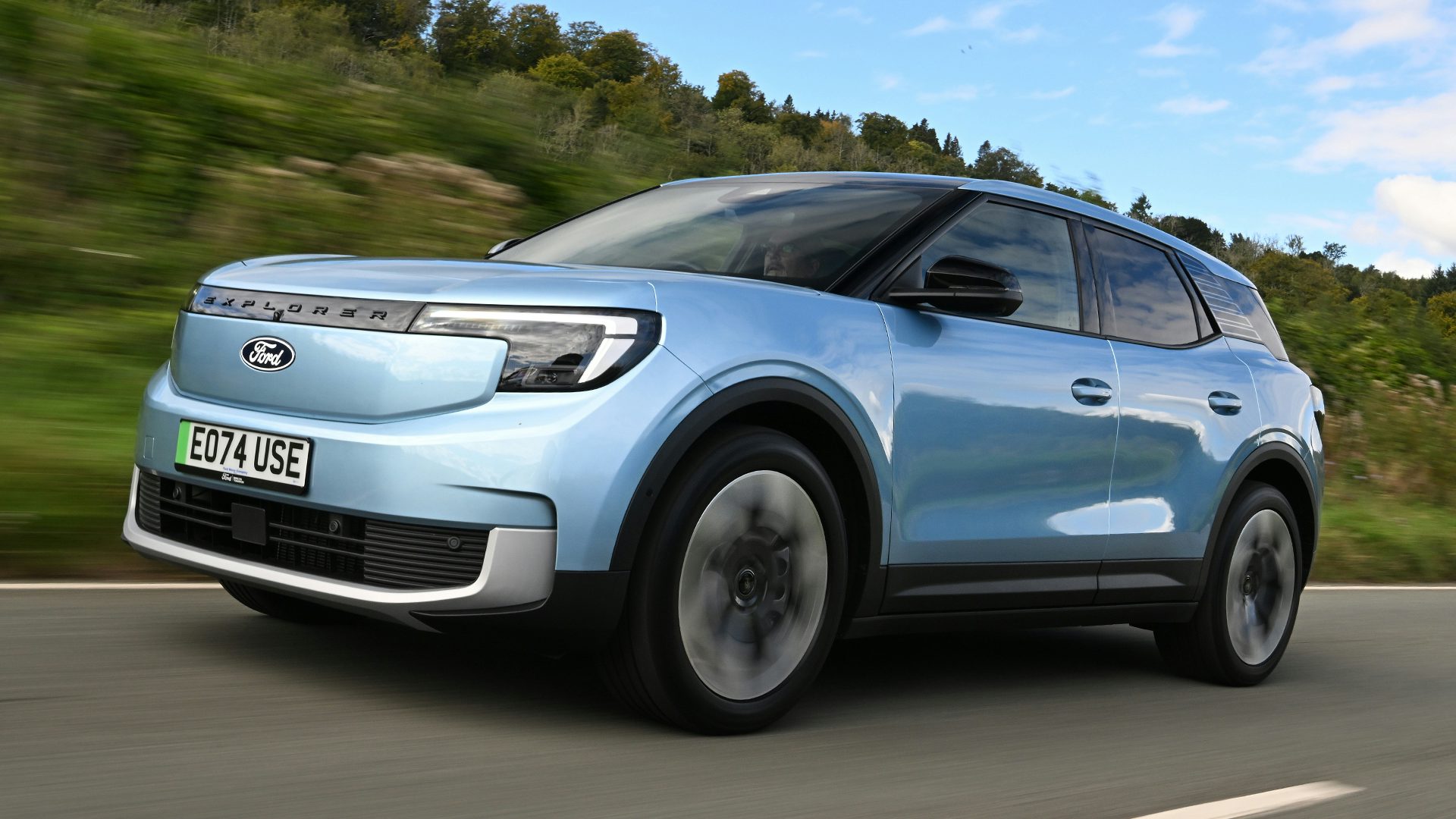 Ford Explorer Review 2025 Performance Pricing Carwow