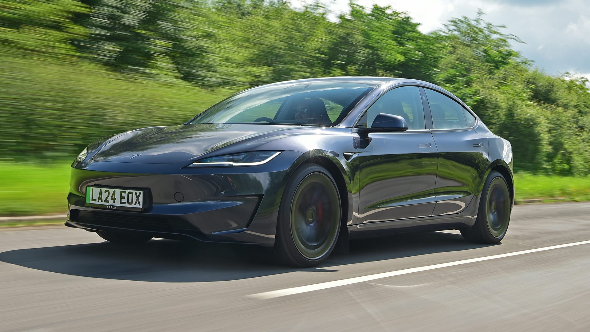 Tesla Model 3 Review 2025 | Price, Interior & Range | Carwow