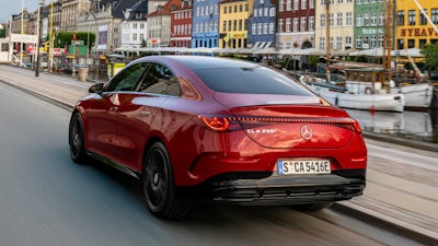 Mercedes CLA Eléctrico