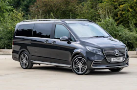 Benz 5 Mercedes-Benz V-Class Review 2026 | Performance & Pricing | Carwow