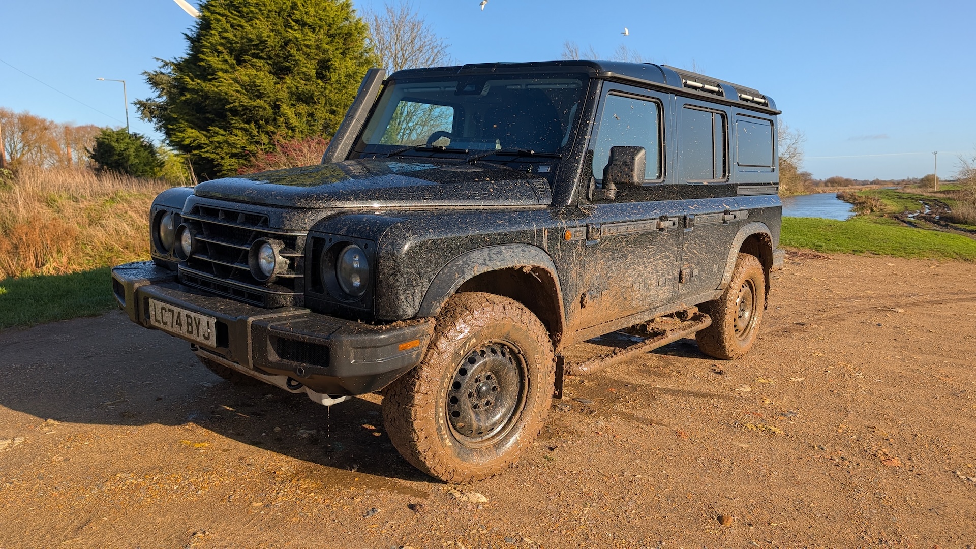 Ineos Grenadier Commercial, 2025, RHD - offroad
