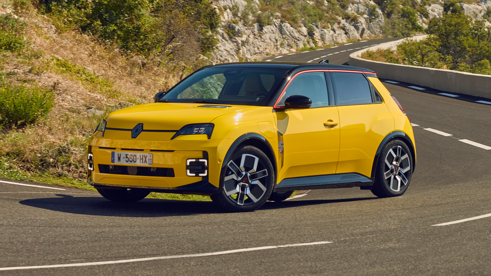 Renault 5 E-Tech iconic cinq Pop Yellow!