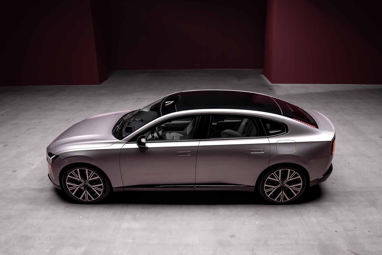 Volvo ES90 Ultra Sand Dune