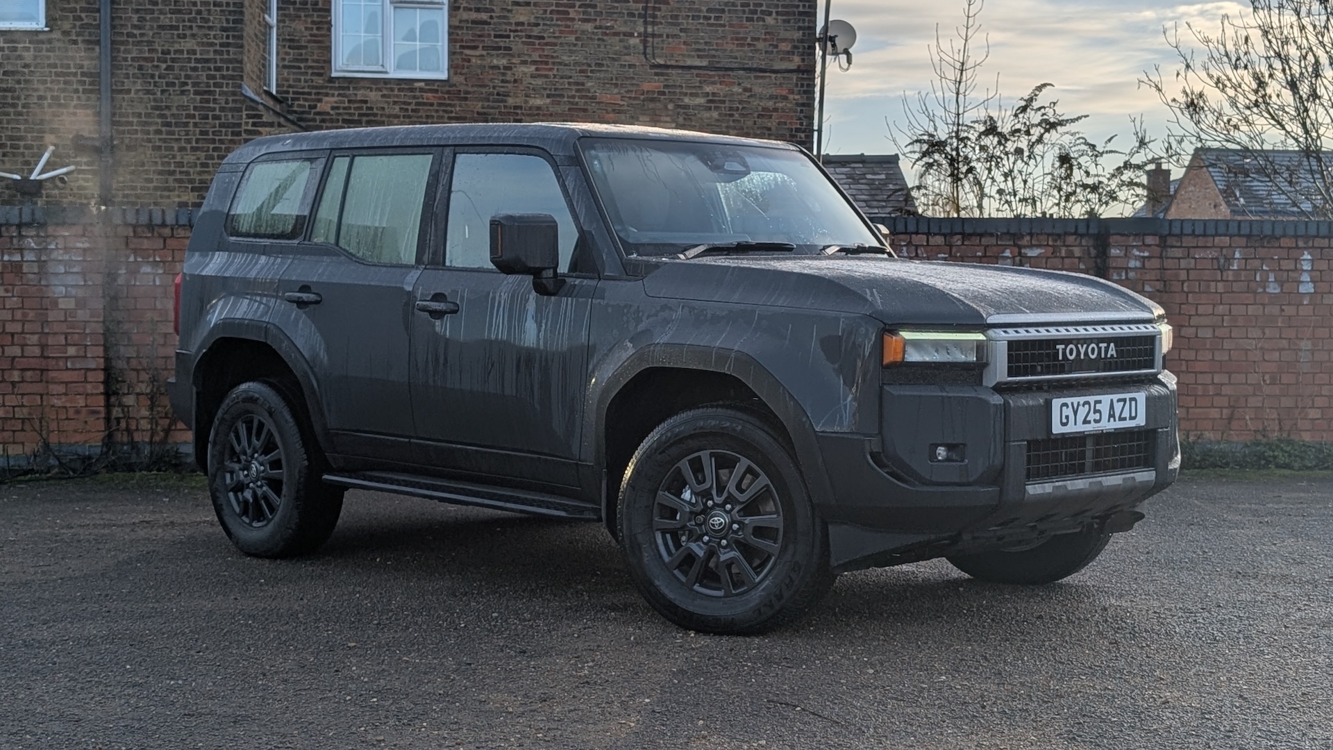 Toyota Land Cruiser Commercial 2026 RHD - front three quarter static