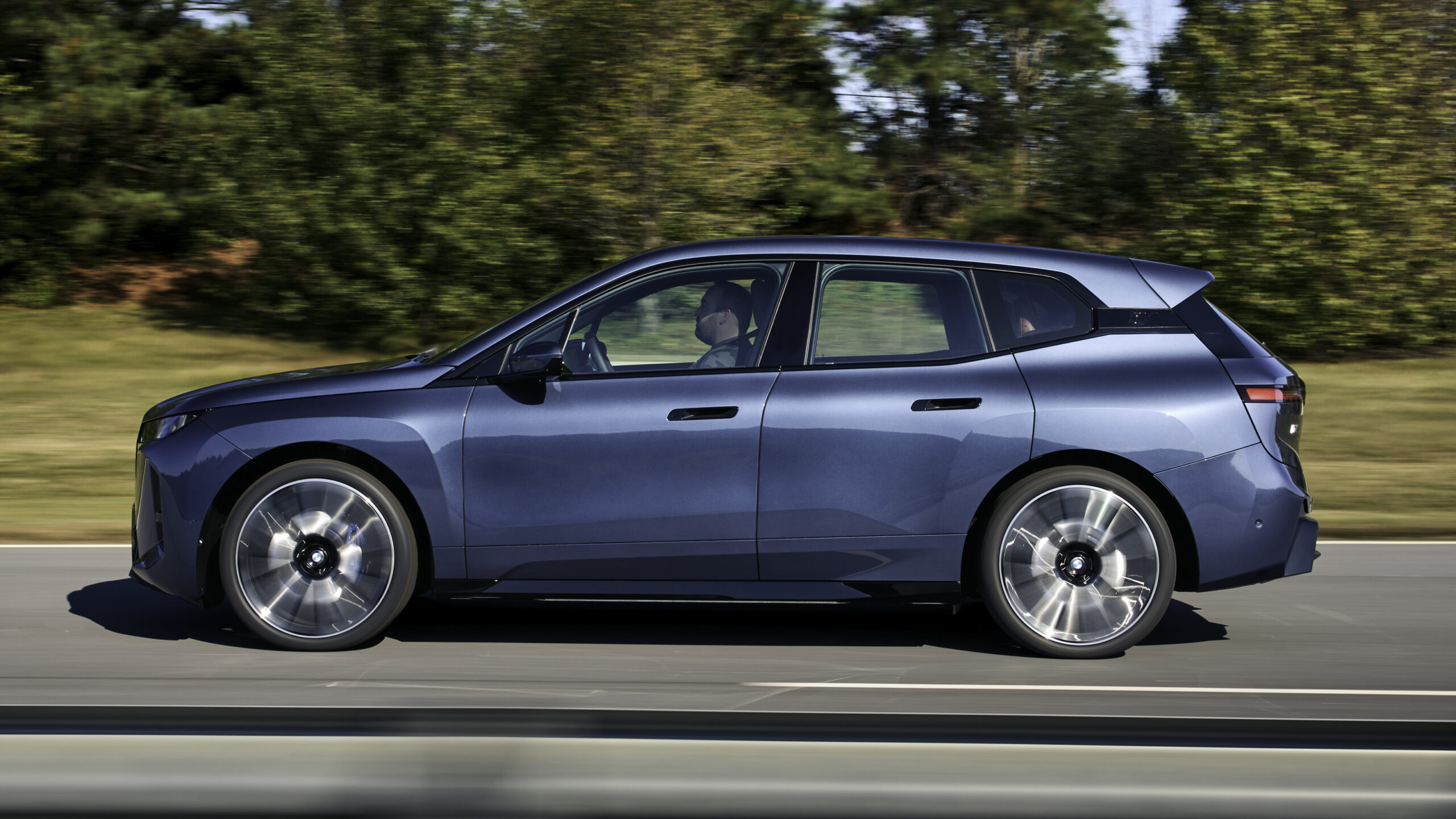 BMW iX M70 xDrive